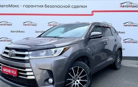 Toyota Highlander III, 2018 год, 3 450 000 рублей, 1 фотография