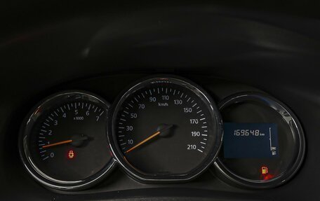 Renault Sandero II рестайлинг, 2018 год, 859 000 рублей, 19 фотография