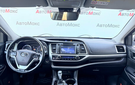 Toyota Highlander III, 2018 год, 3 450 000 рублей, 8 фотография