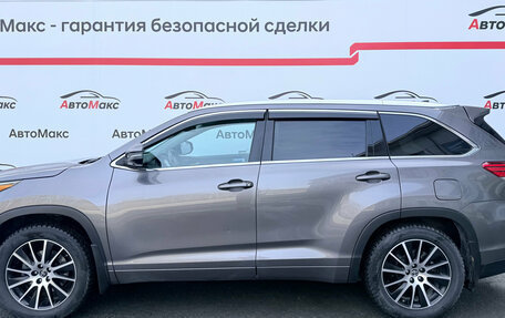 Toyota Highlander III, 2018 год, 3 450 000 рублей, 6 фотография