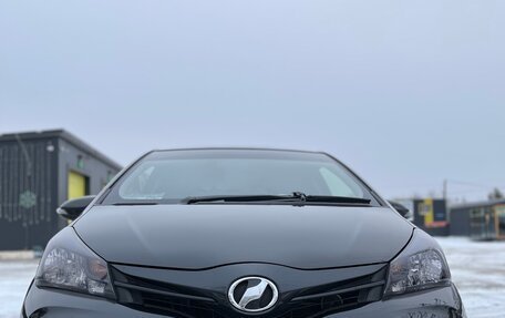 Toyota Vitz, 2016 год, 690 000 рублей, 2 фотография