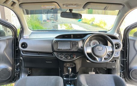 Toyota Vitz, 2016 год, 690 000 рублей, 14 фотография