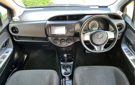 Toyota Vitz, 2016 год, 690 000 рублей, 17 фотография