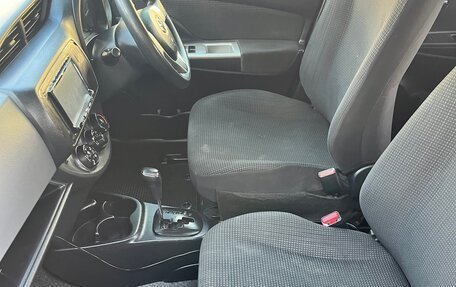 Toyota Vitz, 2016 год, 690 000 рублей, 23 фотография