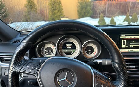 Mercedes-Benz E-Класс, 2013 год, 2 650 000 рублей, 10 фотография