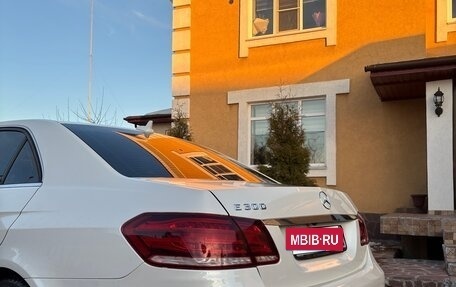 Mercedes-Benz E-Класс, 2013 год, 2 650 000 рублей, 3 фотография