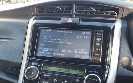 Toyota Corolla, 2016 год, 1 390 000 рублей, 10 фотография