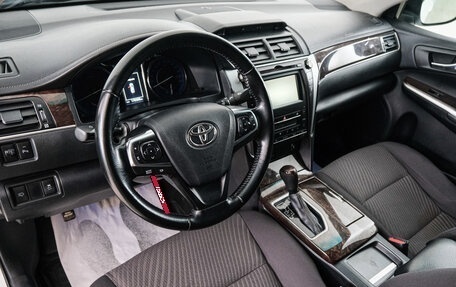 Toyota Camry, 2016 год, 1 849 000 рублей, 9 фотография
