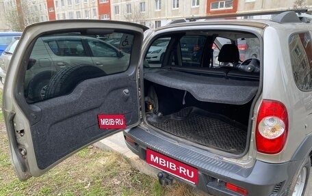 Chevrolet Niva I рестайлинг, 2013 год, 800 000 рублей, 10 фотография