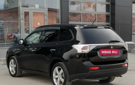 Mitsubishi Outlander III рестайлинг 3, 2012 год, 1 430 000 рублей, 7 фотография