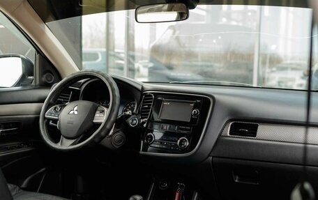 Mitsubishi Outlander III рестайлинг 3, 2012 год, 1 430 000 рублей, 12 фотография