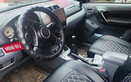 Toyota RAV4, 2003 год, 665 000 рублей, 4 фотография