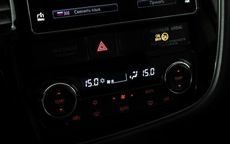 Mitsubishi Outlander III рестайлинг 3, 2018 год, 2 249 700 рублей, 16 фотография