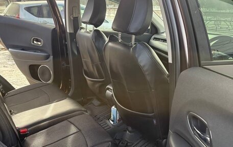 Honda Vezel, 2019 год, 1 900 000 рублей, 3 фотография