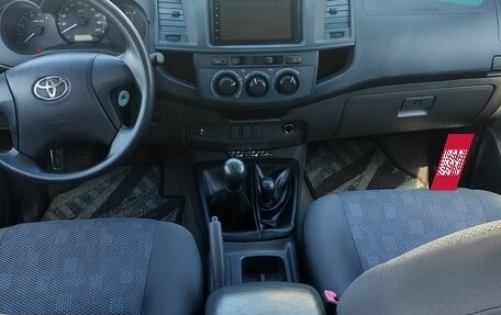 Toyota Hilux VII, 2011 год, 2 650 000 рублей, 12 фотография