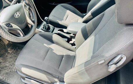 Hyundai i30 II рестайлинг, 2013 год, 599 000 рублей, 2 фотография