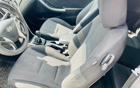 Hyundai i30 II рестайлинг, 2013 год, 599 000 рублей, 18 фотография