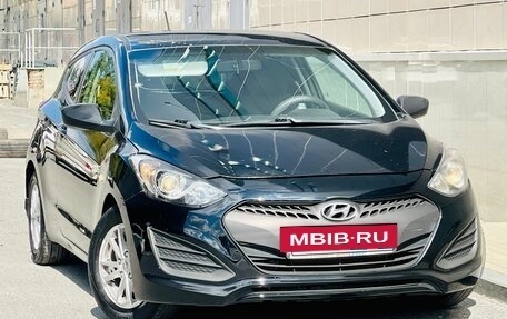 Hyundai i30 II рестайлинг, 2013 год, 599 000 рублей, 16 фотография