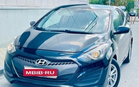 Hyundai i30 II рестайлинг, 2013 год, 599 000 рублей, 13 фотография