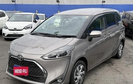 Toyota Sienta II, 2020 год, 1 165 000 рублей, 2 фотография