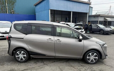 Toyota Sienta II, 2020 год, 1 165 000 рублей, 11 фотография