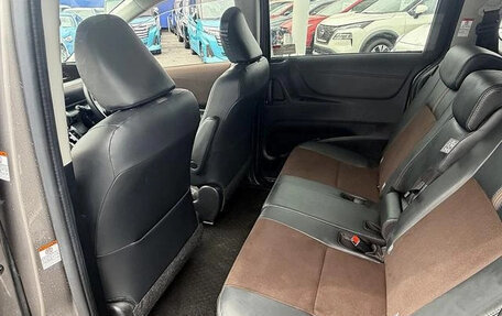 Toyota Sienta II, 2020 год, 1 165 000 рублей, 14 фотография