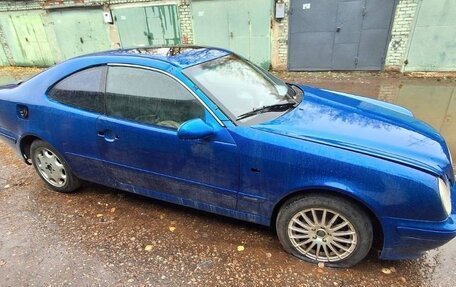 Mercedes-Benz CLK-Класс, 1998 год, 300 000 рублей, 2 фотография