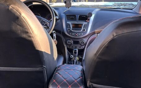 Hyundai Solaris II рестайлинг, 2016 год, 9 фотография