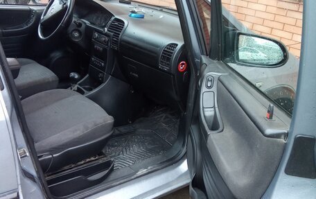 Opel Zafira A рестайлинг, 2004 год, 340 000 рублей, 5 фотография