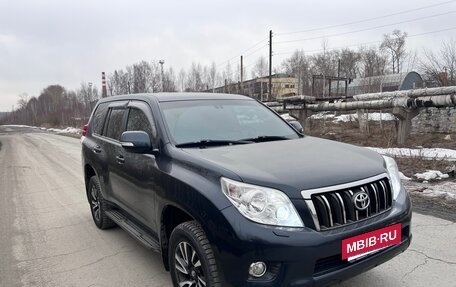 Toyota Land Cruiser Prado 150 рестайлинг 2, 2012 год, 2 650 000 рублей, 2 фотография