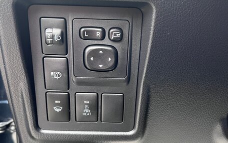 Toyota Land Cruiser Prado 150 рестайлинг 2, 2012 год, 2 650 000 рублей, 22 фотография