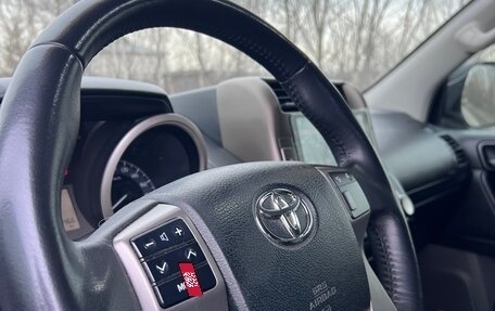 Toyota Land Cruiser Prado 150 рестайлинг 2, 2012 год, 2 650 000 рублей, 23 фотография