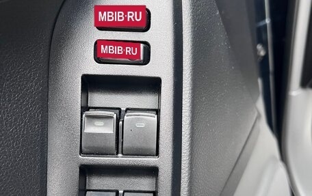 Toyota Land Cruiser Prado 150 рестайлинг 2, 2012 год, 2 650 000 рублей, 21 фотография