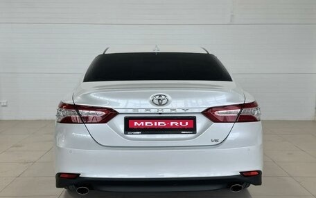 Toyota Camry, 2020 год, 3 000 000 рублей, 7 фотография