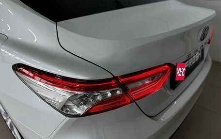 Toyota Camry, 2020 год, 3 000 000 рублей, 8 фотография
