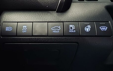 Toyota Camry, 2020 год, 3 000 000 рублей, 19 фотография