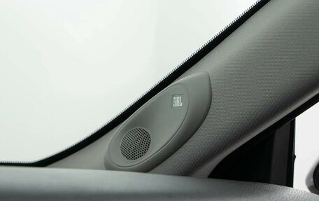 Toyota Camry, 2020 год, 3 000 000 рублей, 17 фотография