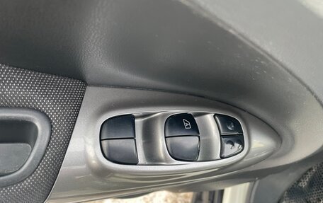 Nissan Juke II, 2011 год, 1 099 000 рублей, 10 фотография