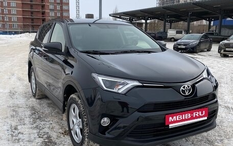 Toyota RAV4, 2016 год, 2 600 000 рублей, 3 фотография