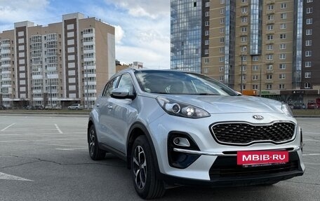 KIA Sportage IV рестайлинг, 2020 год, 2 495 000 рублей, 3 фотография
