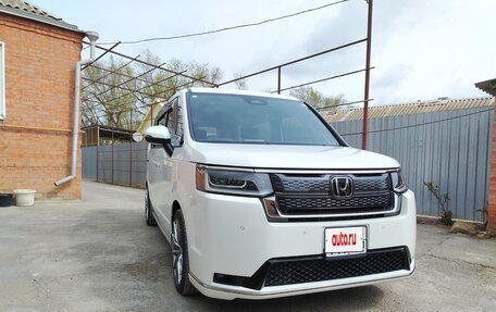 Honda Stepwgn, 2024 год, 3 450 000 рублей, 4 фотография