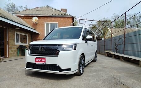 Honda Stepwgn, 2024 год, 3 450 000 рублей, 3 фотография