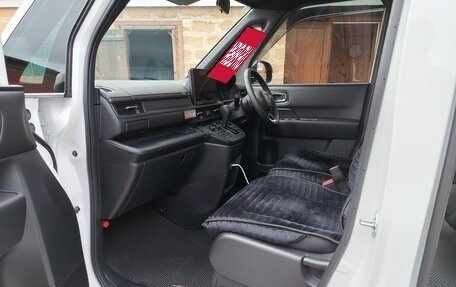 Honda Stepwgn, 2024 год, 3 450 000 рублей, 11 фотография