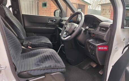 Honda Stepwgn, 2024 год, 3 450 000 рублей, 7 фотография