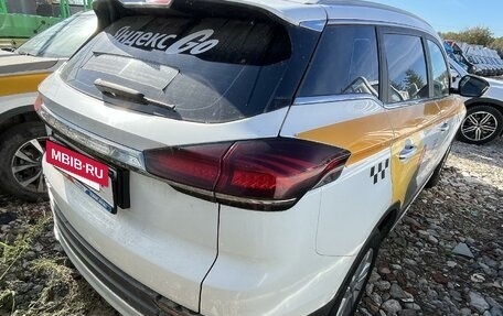 Geely Atlas, 2023 год, 1 136 000 рублей, 3 фотография