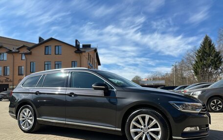 Volkswagen Passat B8 рестайлинг, 2019 год, 2 070 000 рублей, 2 фотография