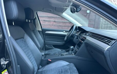 Volkswagen Passat B8 рестайлинг, 2019 год, 2 070 000 рублей, 30 фотография