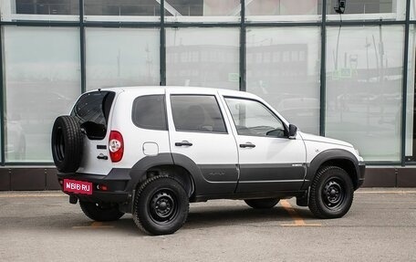 Chevrolet Niva I рестайлинг, 2018 год, 850 000 рублей, 2 фотография