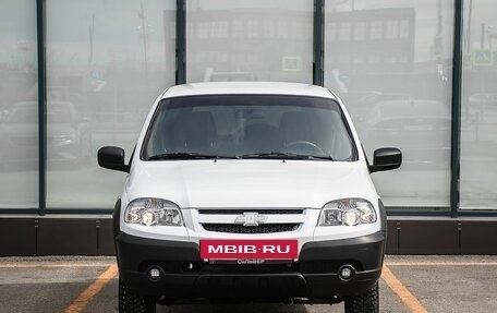 Chevrolet Niva I рестайлинг, 2018 год, 850 000 рублей, 3 фотография