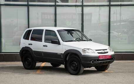 Chevrolet Niva I рестайлинг, 2018 год, 850 000 рублей, 5 фотография